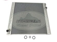Land Rover Su radiatoru