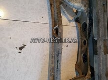 Mercedes W124-190 travesi