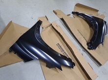 Toyota Corolla Cross 2024 qanadları (Krlo)