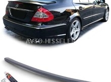 Mercedes W211 spoyler