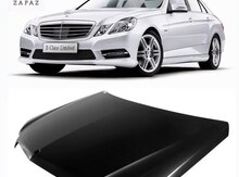 Mercedes-Benz W212 ön kapotu