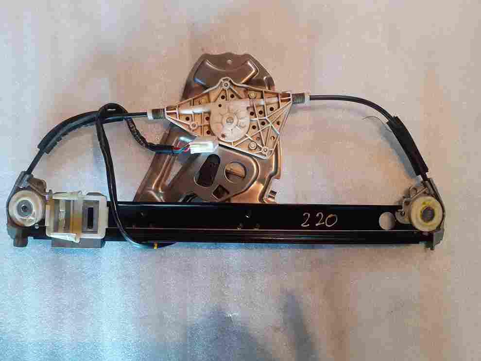 Şüşəqaldıran mexanizim  W220 