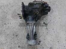 "Toyota Rav4" qabaq razdatka