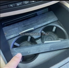 Bmw x5,E70 orta barın pərdəsi (jaliuzu)