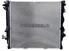 BMW G60 G70 su radiatoru