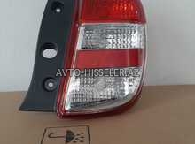 Nissan Micra 2011 stop işığı