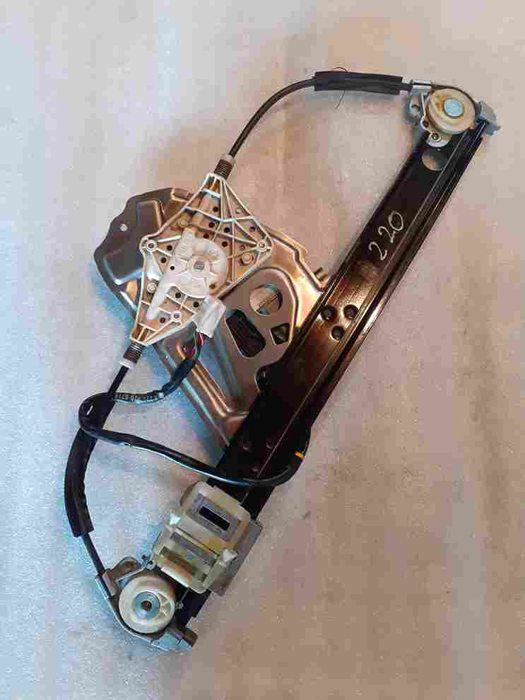 Şüşəqaldıran mexanizim  W220 