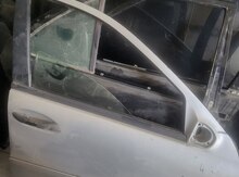 Mercedes W211 Qapılar
