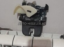 Volkswagen Jetta 2011-2016 arxa baqajın kilidi