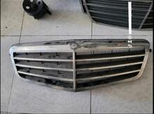 Mercedes W211 barmaqlığı (Ablisovka)