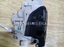 Audi A4 2000-2004 Arxa sağ qapı kilidi