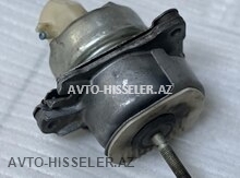 Ford Mustang 2015–2022 mühərrik yastığı (paduşkası) – avto-hisseler.az