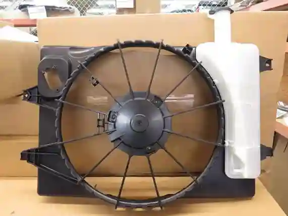 Hyundai Elantra divizor korpusu 2016-2018