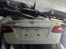 Nissan Sentra baqajı
