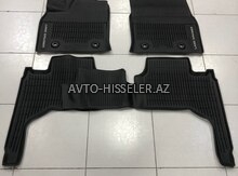 Toyota Land Cruiser 300 Ayaqaltı Rezini