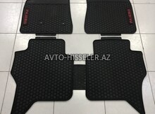 Mitsubishi Pajero Ayaqaltılar