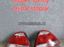 Nissan Sunny stop işıqları
